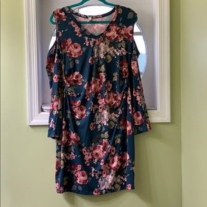 XL pink blush cold shoulder floral dress